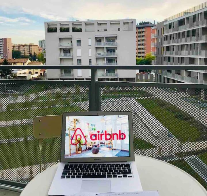 Luxury 3 Bedroom Apartment 100 Mq Next To Rho Fiera And San Siro Milan Luaran gambar